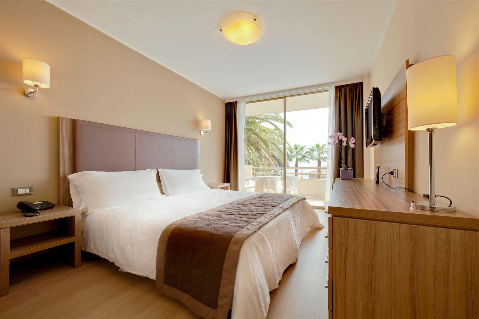 Nyala Suite Hotel Σαν Ρέμο Δωμάτιο φωτογραφία